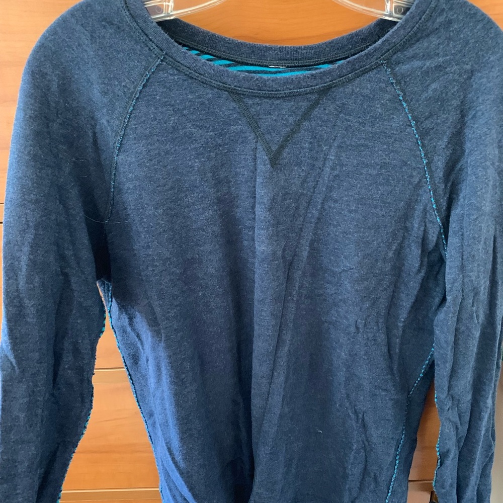 Lululemon reversible Crewneck